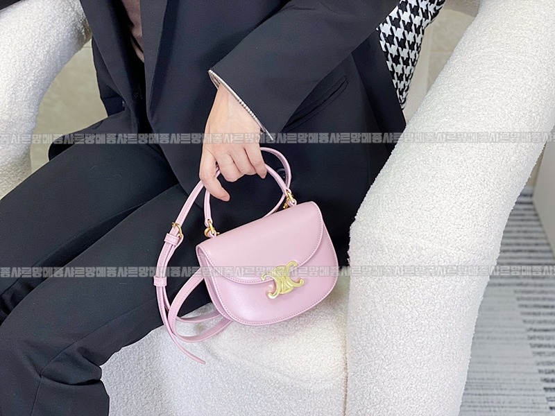 셀린느미니베사체트리옹프 20260306-154328-018루.jpg