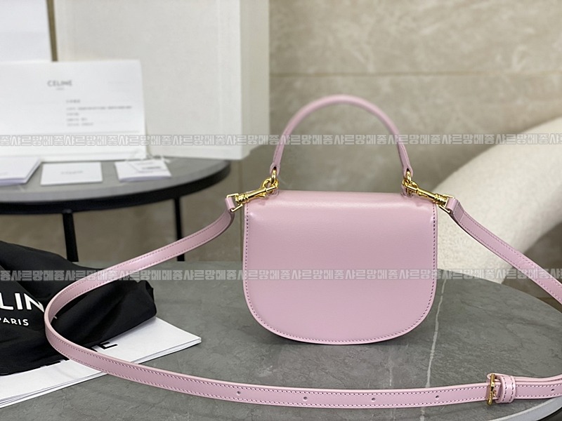 셀린느미니베사체트리옹프 20260306-154327-009루.jpg