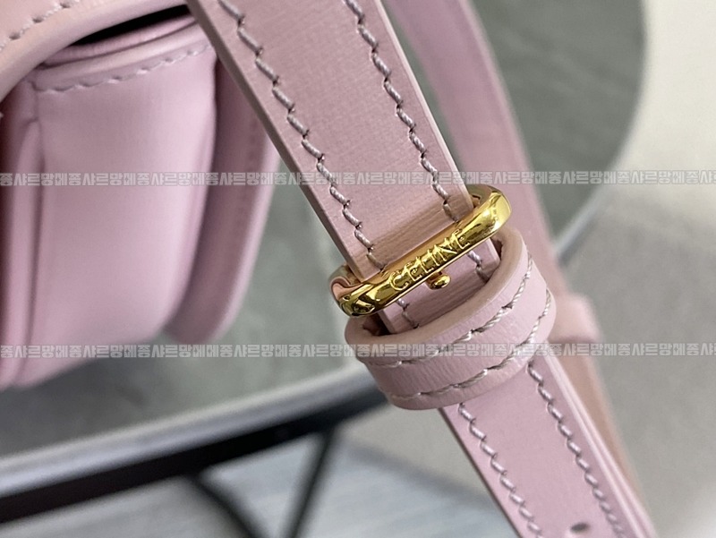 셀린느미니베사체트리옹프 20260306-154327-013루.jpg