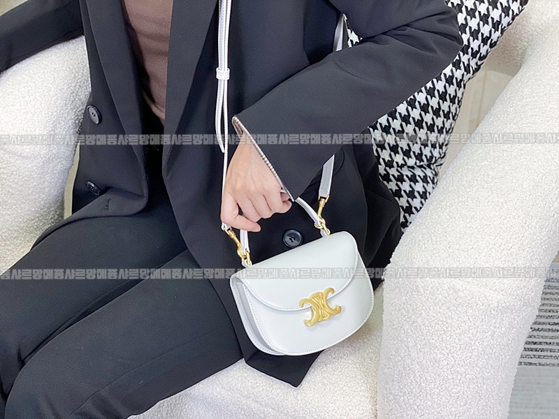 셀린느미니베사체트리옹프 20260306-154621-016루.jpg