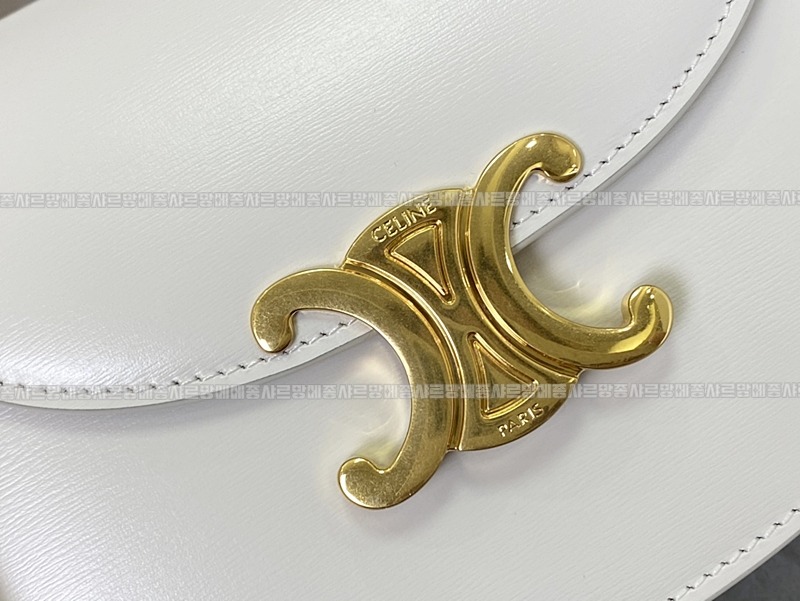 셀린느미니베사체트리옹프 20260306-154620-010루.jpg