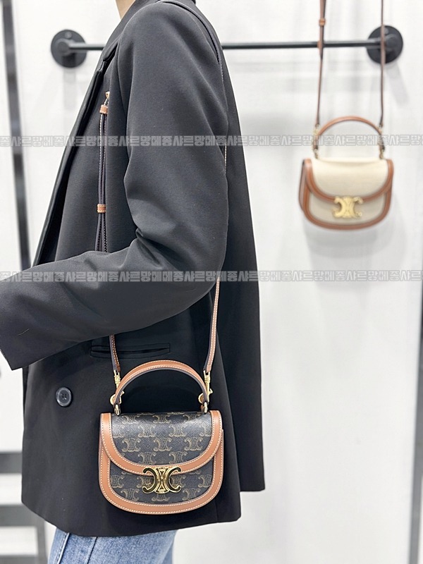 셀린느베사체미니트리오페숄더백 20260306-160134-019루.jpg