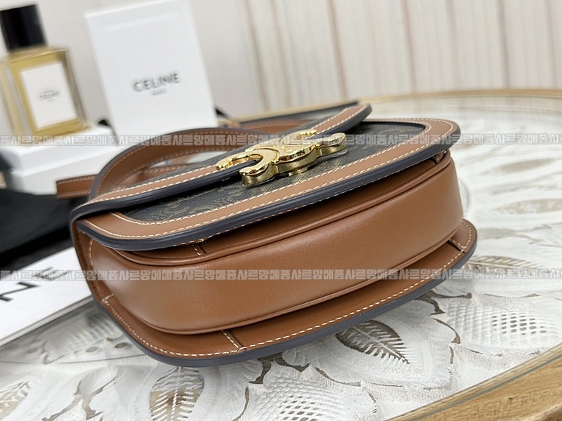 셀린느베사체미니트리오페숄더백 20260306-160132-005루.jpg