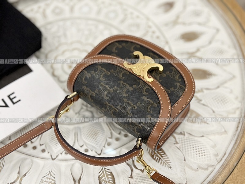 셀린느베사체미니트리오페숄더백 20260306-160132-007루.jpg