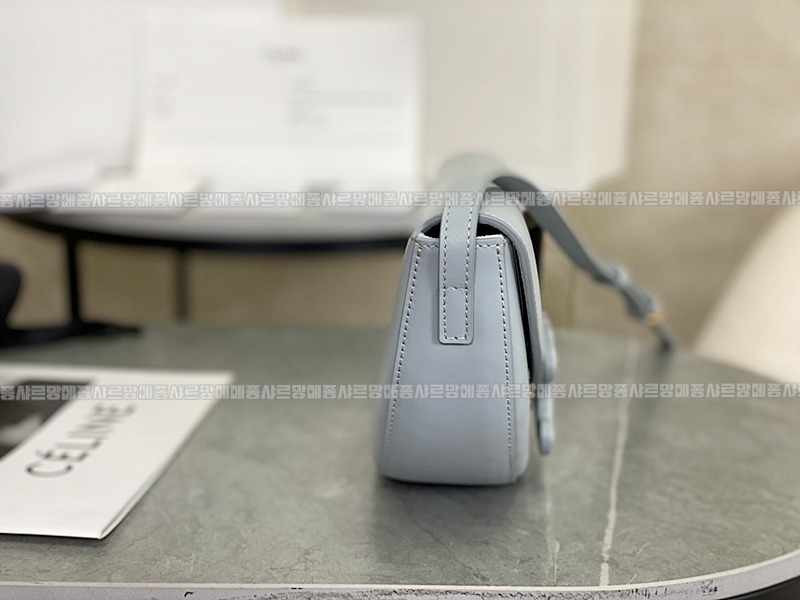 셀린느퀴르트리오페베사체숄더백 20260306-161235-003루.jpg