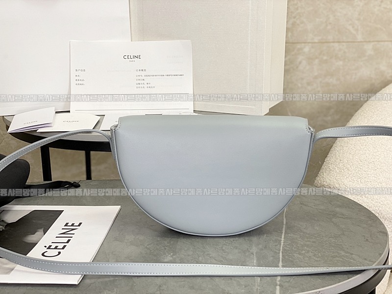 셀린느퀴르트리오페베사체숄더백 20260306-161235-004루.jpg