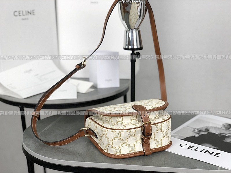 셀린느폴코트리옹프캔버스메신저백 20260307-104206-003루.jpg