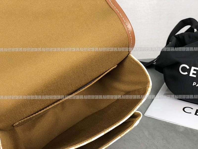 셀린느폴코트리옹프캔버스메신저백 20260307-104207-014루.jpg