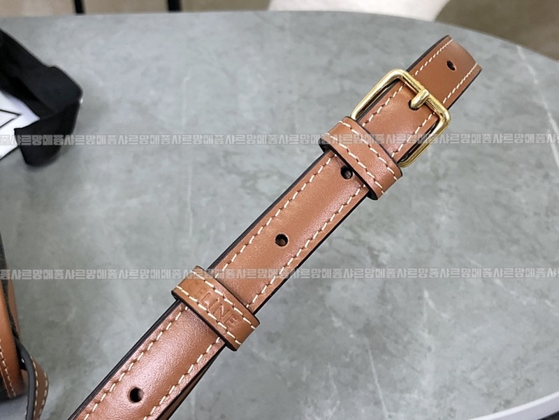 셀린느미니베사체백 20260307-105507-012루.jpg