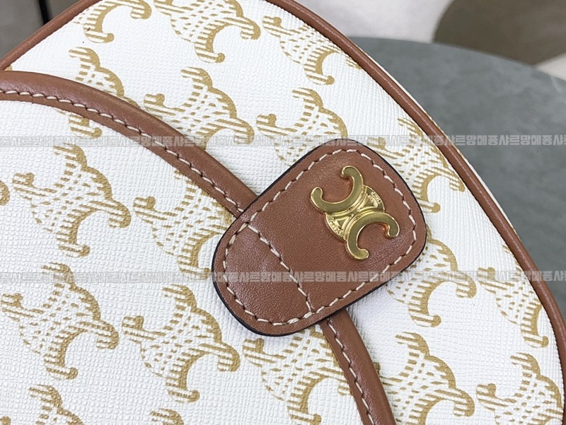 셀린느미니베사체백 20260307-105854-012루.jpg