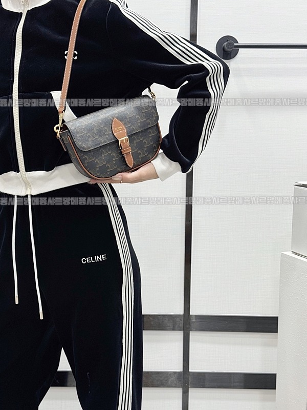 셀린느미니베사체백 20260307-110158-021루.jpg