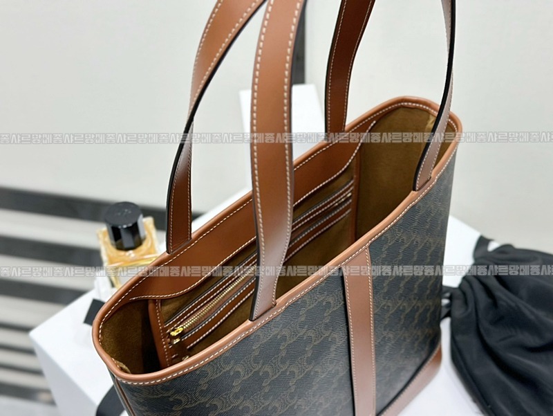 셀린느카바스트리옹프켄버스 20260307-113855-005루.jpg