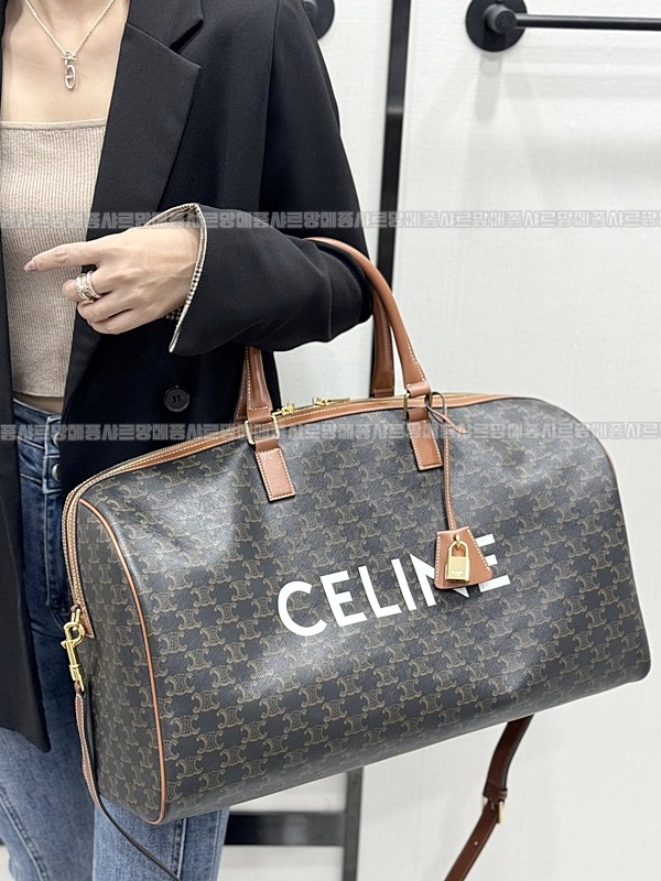 셀린느프린트트리옹프캔버스트래블백라지 20260307-124836-017루.jpg