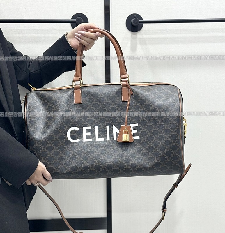 셀린느프린트트리옹프캔버스트래블백라지 20260307-124837-021루.jpg