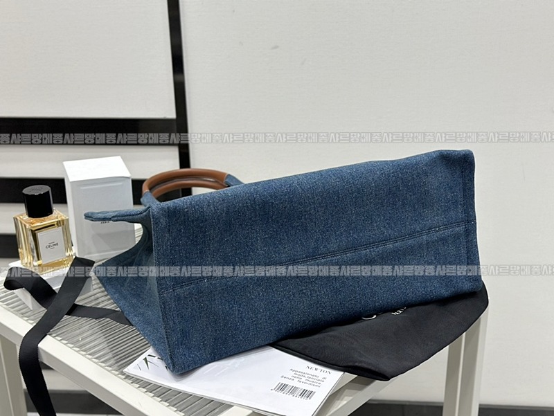 셀린느카바스숄더백라지 20260307-125308-006루.jpg