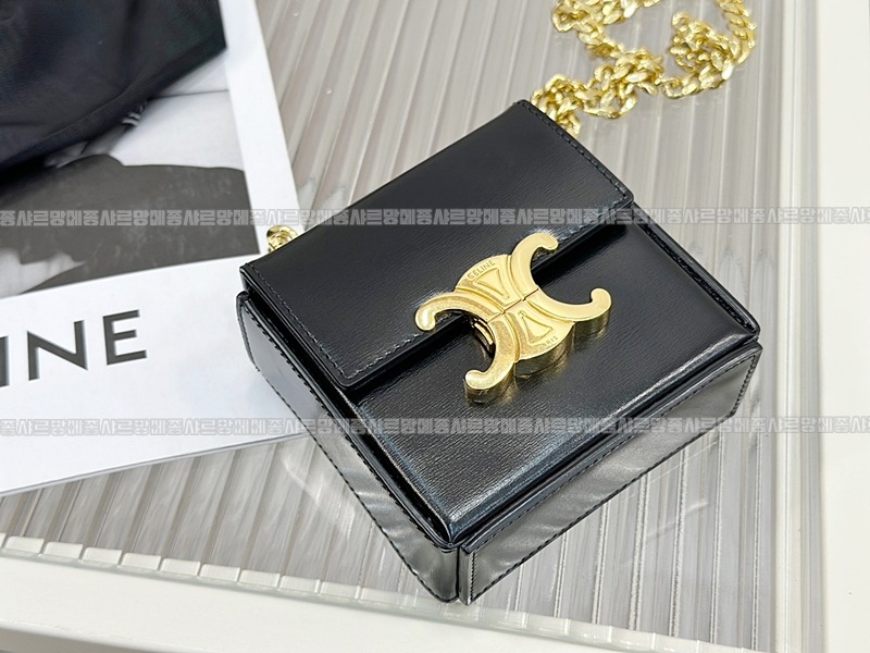 셀린느트리오페미니박스백 20260307-125802-006루.jpg