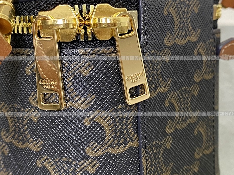 셀린느미니트리오페켄버스 20260307-131502-011루.jpg