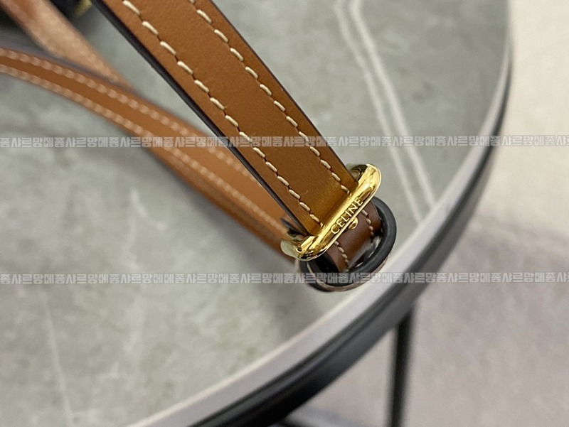 셀린느미니트리오페켄버스 20260307-131502-013루.jpg