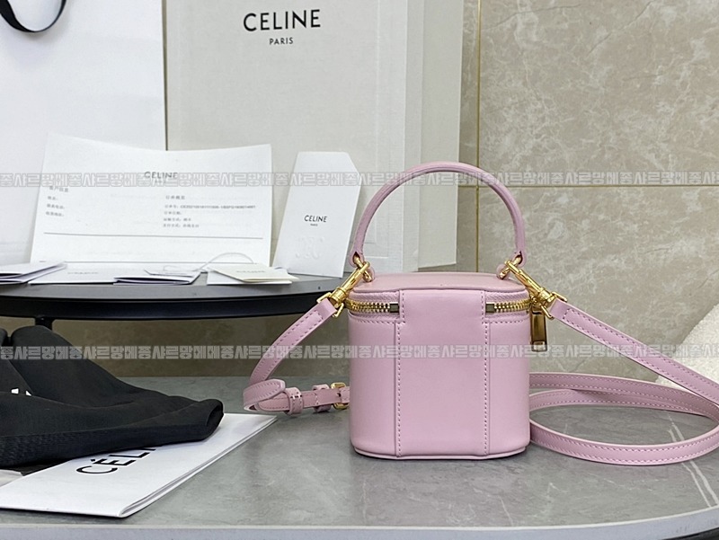 셀린느미니트리오페켄버스 20260307-132241-009루.jpg