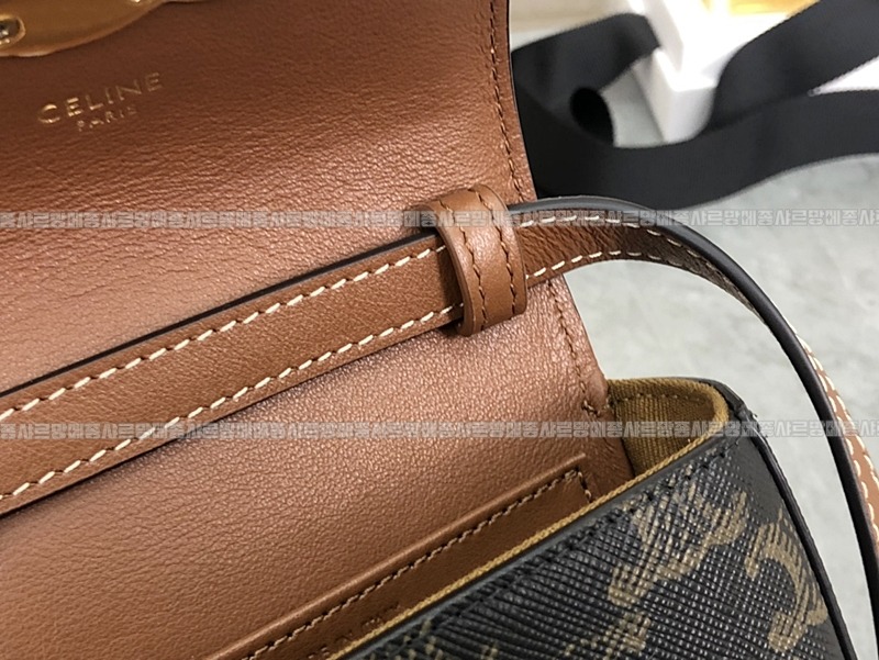 셀린느미니클로드트리웅페캔버스백 20260307-150152-015루.jpg