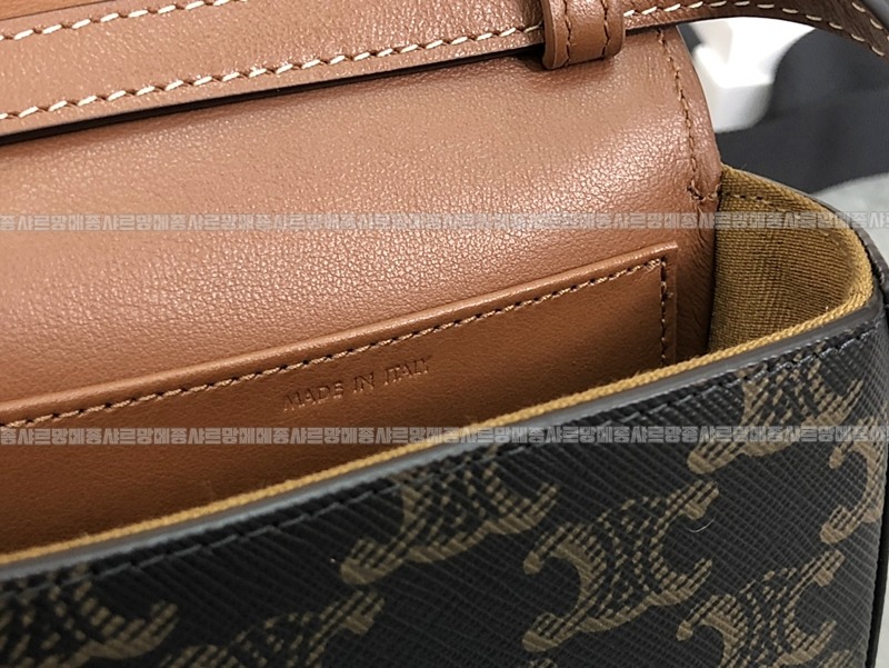 셀린느미니클로드트리웅페캔버스백 20260307-150152-016루.jpg