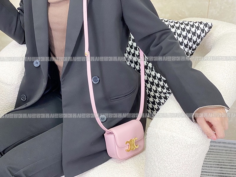 셀린느미니클로드트리웅페캔버스백 20260307-153101-019루.jpg