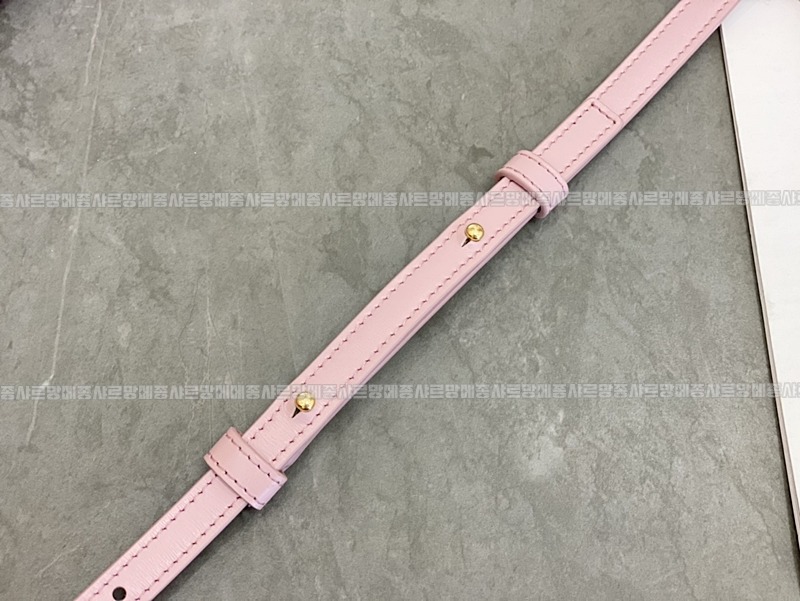 셀린느미니클로드트리웅페캔버스백 20260307-153100-015루.jpg