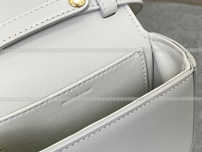 셀린느미니클로드트리웅페캔버스백 20260307-153336-007루.jpg