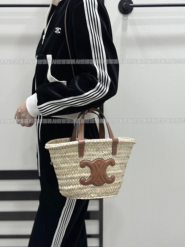 셀린느틴클래식파니에 20260307-154818-022루.jpg