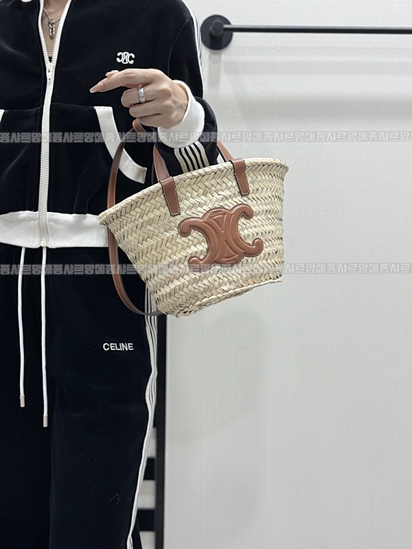 셀린느틴클래식파니에 20260307-154818-024루.jpg