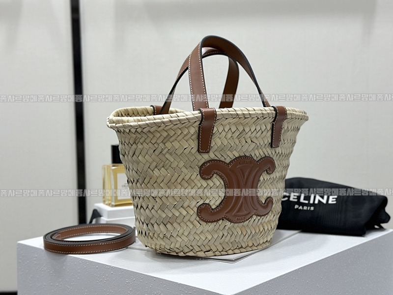 셀린느틴클래식파니에 20260307-154815-002루.jpg