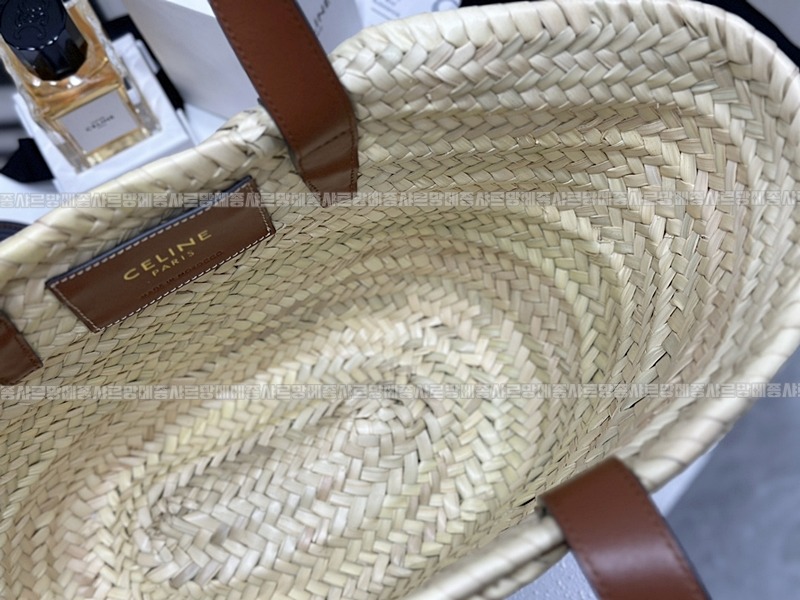 셀린느틴클래식파니에미디움 20260307-155424-007루.jpg