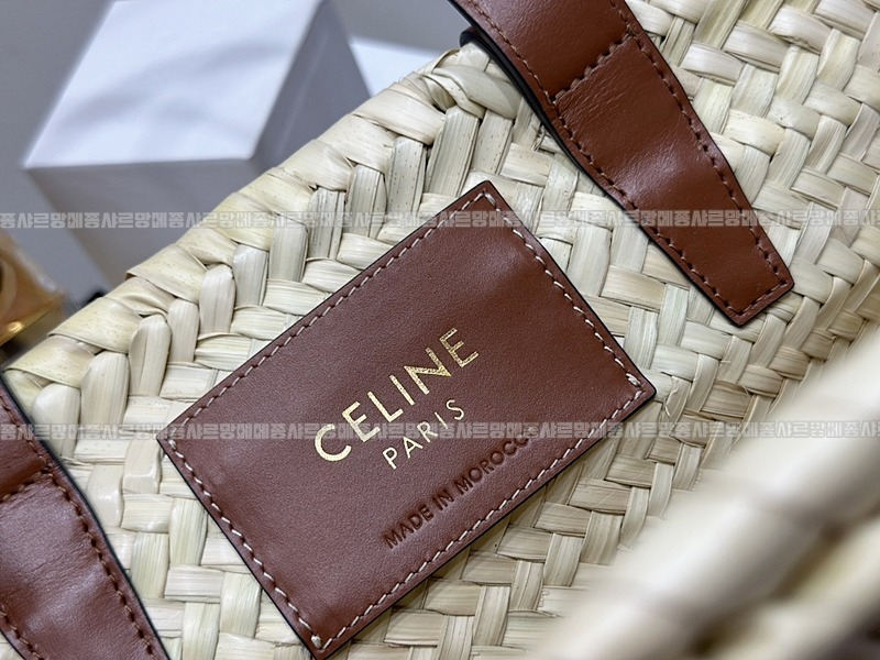 셀린느틴클래식파니에미디움 20260307-155424-009루.jpg