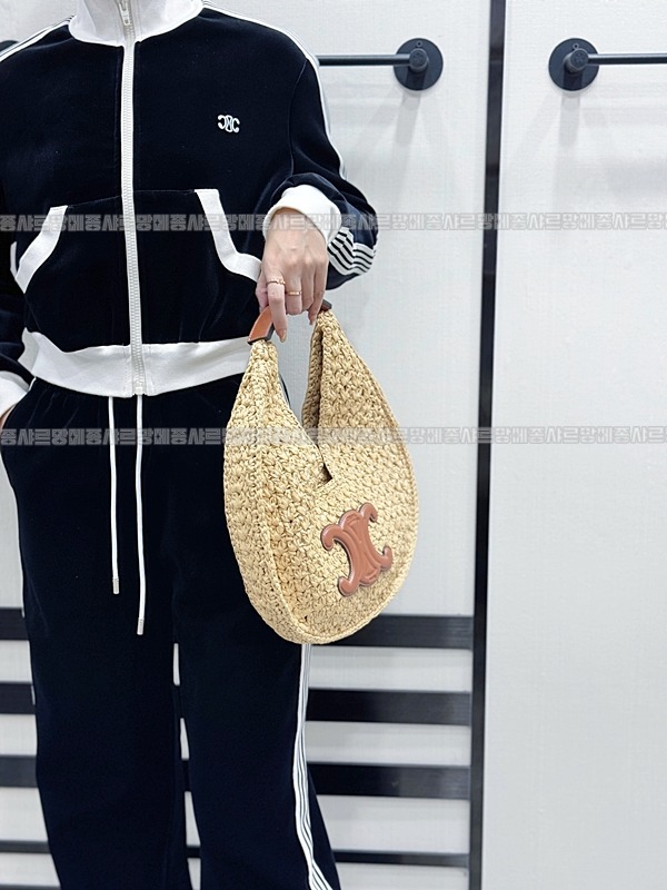 셀린느클래식파니에호보백 20260307-165245-021루.jpg