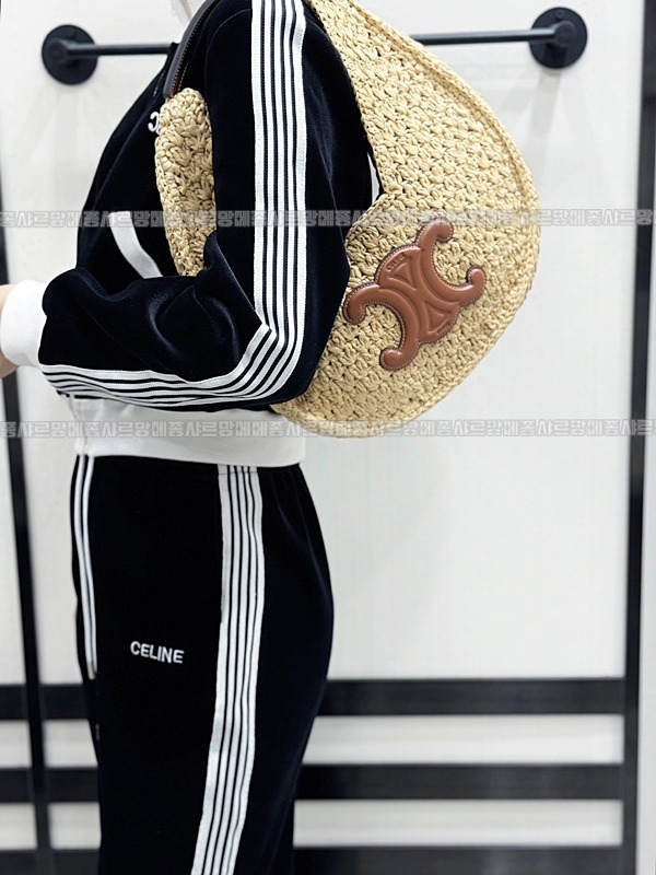 셀린느클래식파니에호보백 20260307-165245-022루.jpg