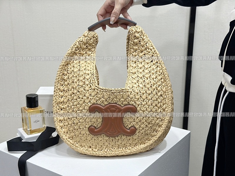 셀린느클래식파니에호보백 20260307-165242-001루.jpg