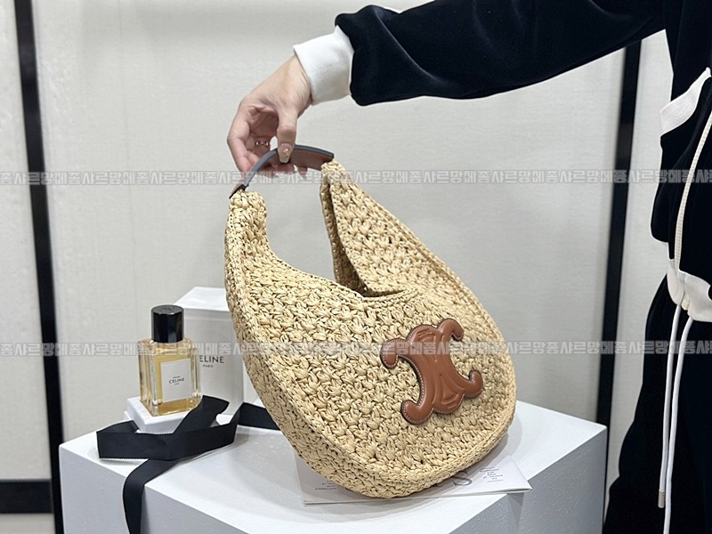 셀린느클래식파니에호보백 20260307-165242-002루.jpg