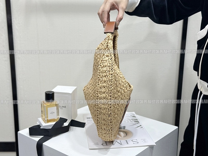 셀린느클래식파니에호보백 20260307-165242-003루.jpg