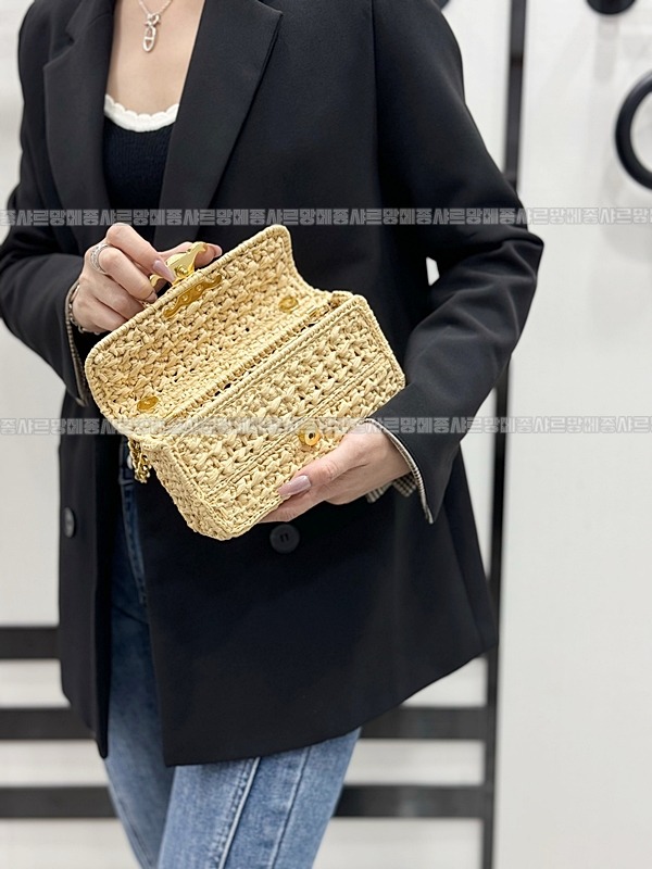 셀린느트리오페프랩백 20260307-165955-019루.jpg