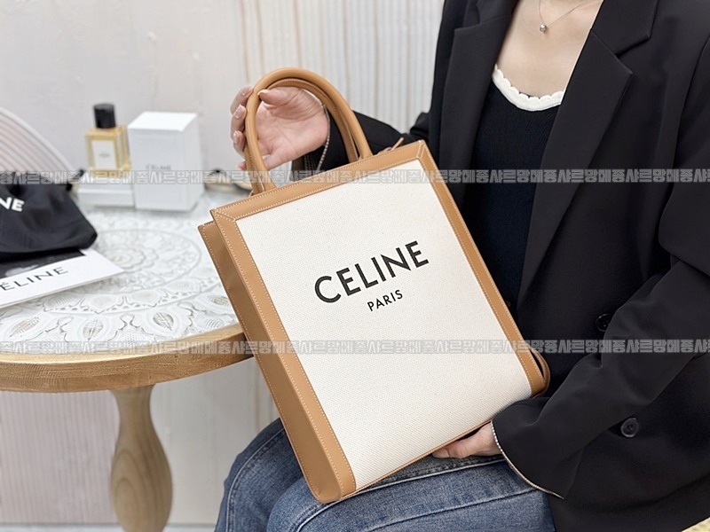 셀린느버티컬카바스스몰 20260308-110537-018루.jpg