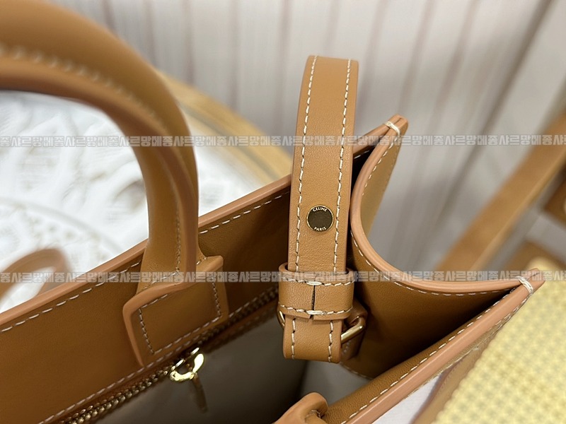 셀린느버티컬카바스스몰 20260308-110535-009루.jpg