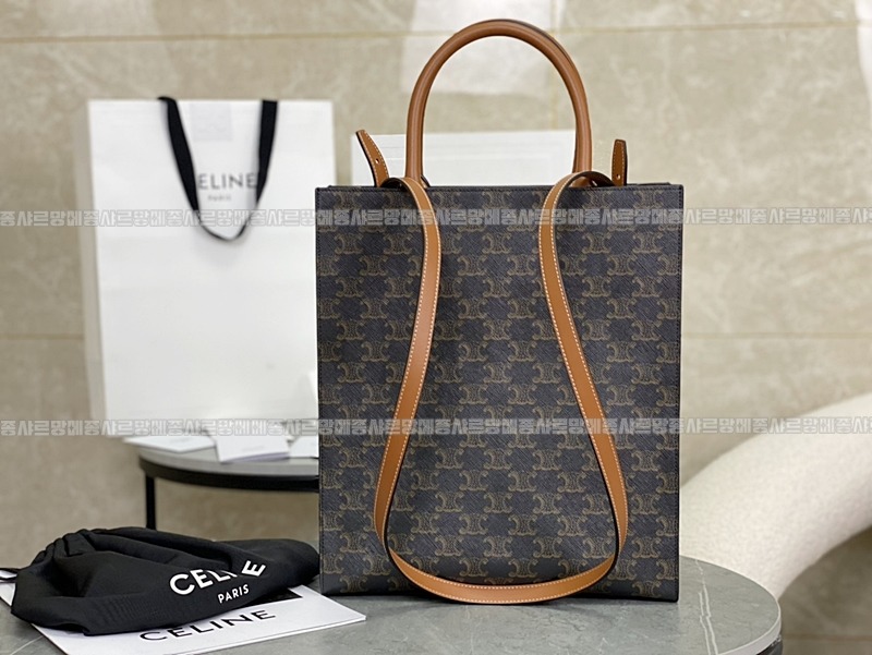 셀린느트리옹프스몰버티컬카바스백 20260308-111914-004루.jpg