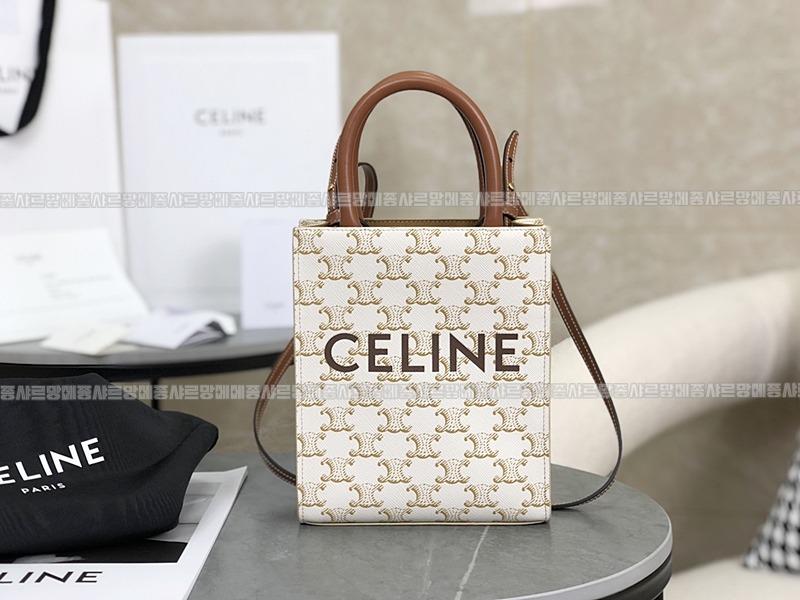셀린느트리옹프미니버티컬카바스백 20260308-114938-001루.jpg