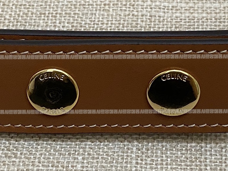 셀린느미디움스트랩아바솔더백 20260308-130150-014루.jpg