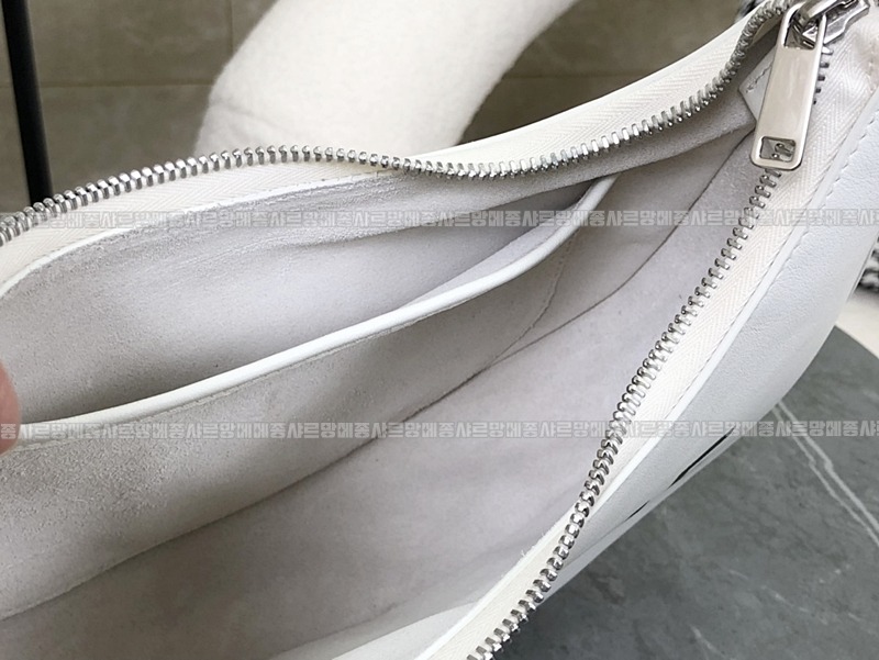 셀린느아바백미니 20260308-131647-017루.jpg