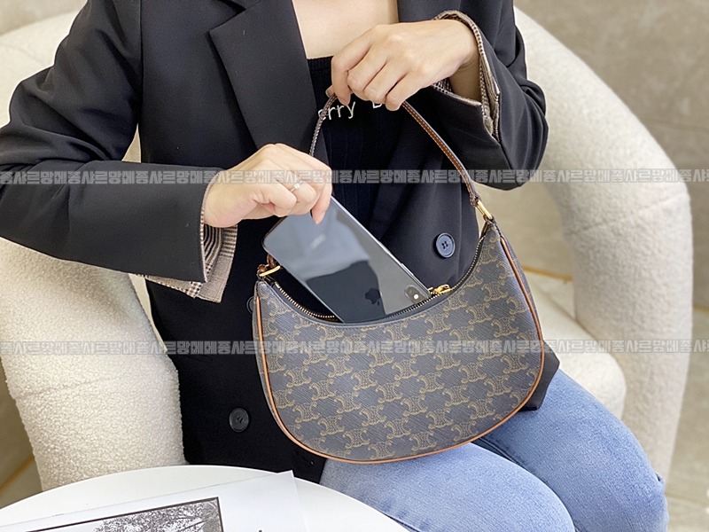 셀린느아바백 20260308-140520-020루.jpg