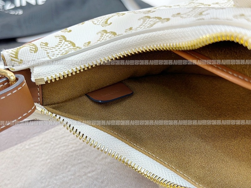 셀린느아바백스몰 20260308-141858-007루.jpg