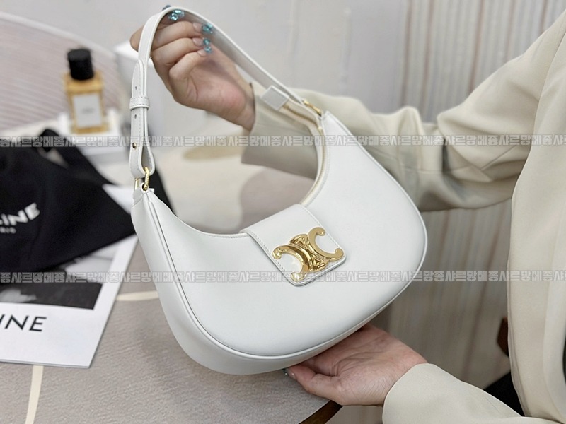 셀린느아바트리옹프백 20260308-150520-023루.jpg