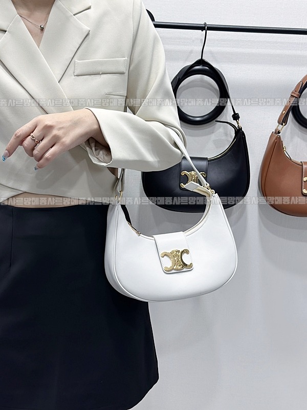 셀린느아바트리옹프백 20260308-150520-025루.jpg