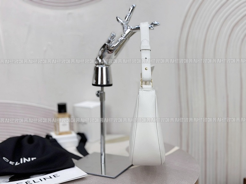 셀린느아바트리옹프백 20260308-150517-003루.jpg